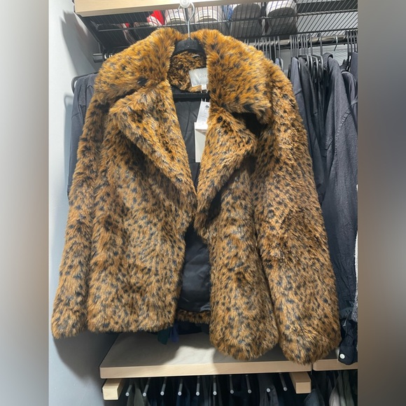 NWT Joie Kisha Leopard Faux Fur Coat - Picture 5 of 6